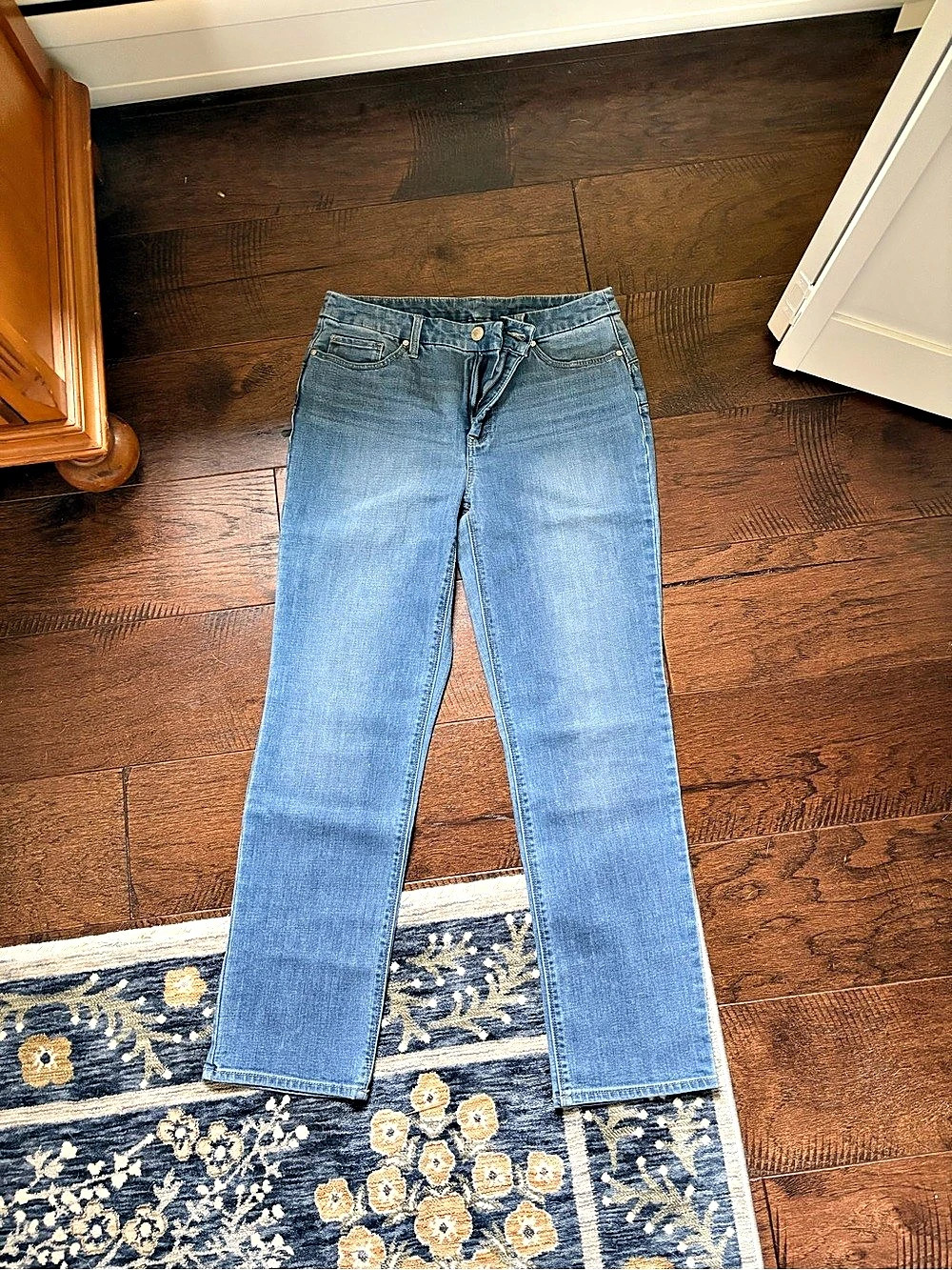 Chicos Blue Skinny Jeans Waist 0.5 Short